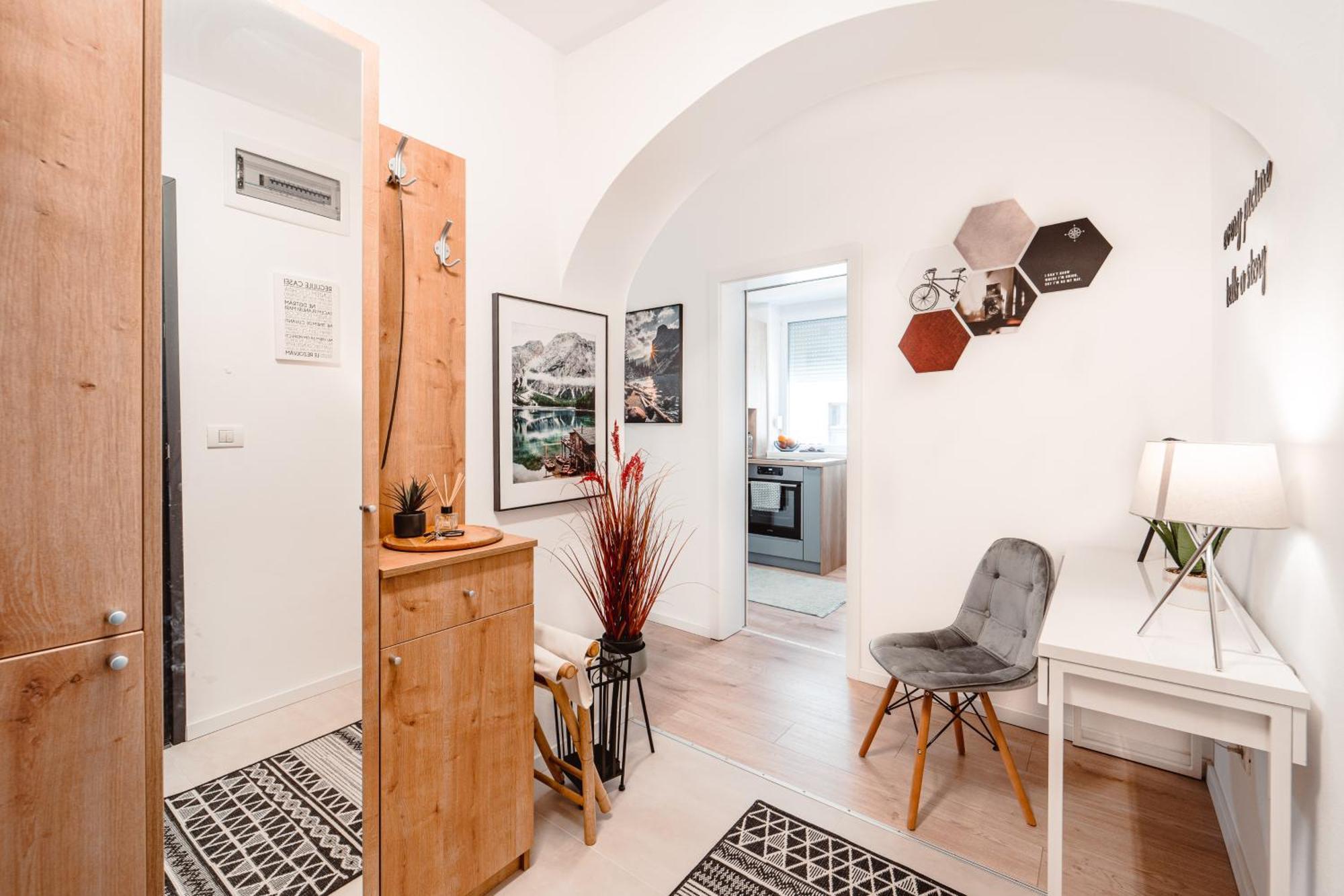 Central Athena Studio - Inima Pietei Unirii - By Openhouse Apartments Timişoara Extérieur photo